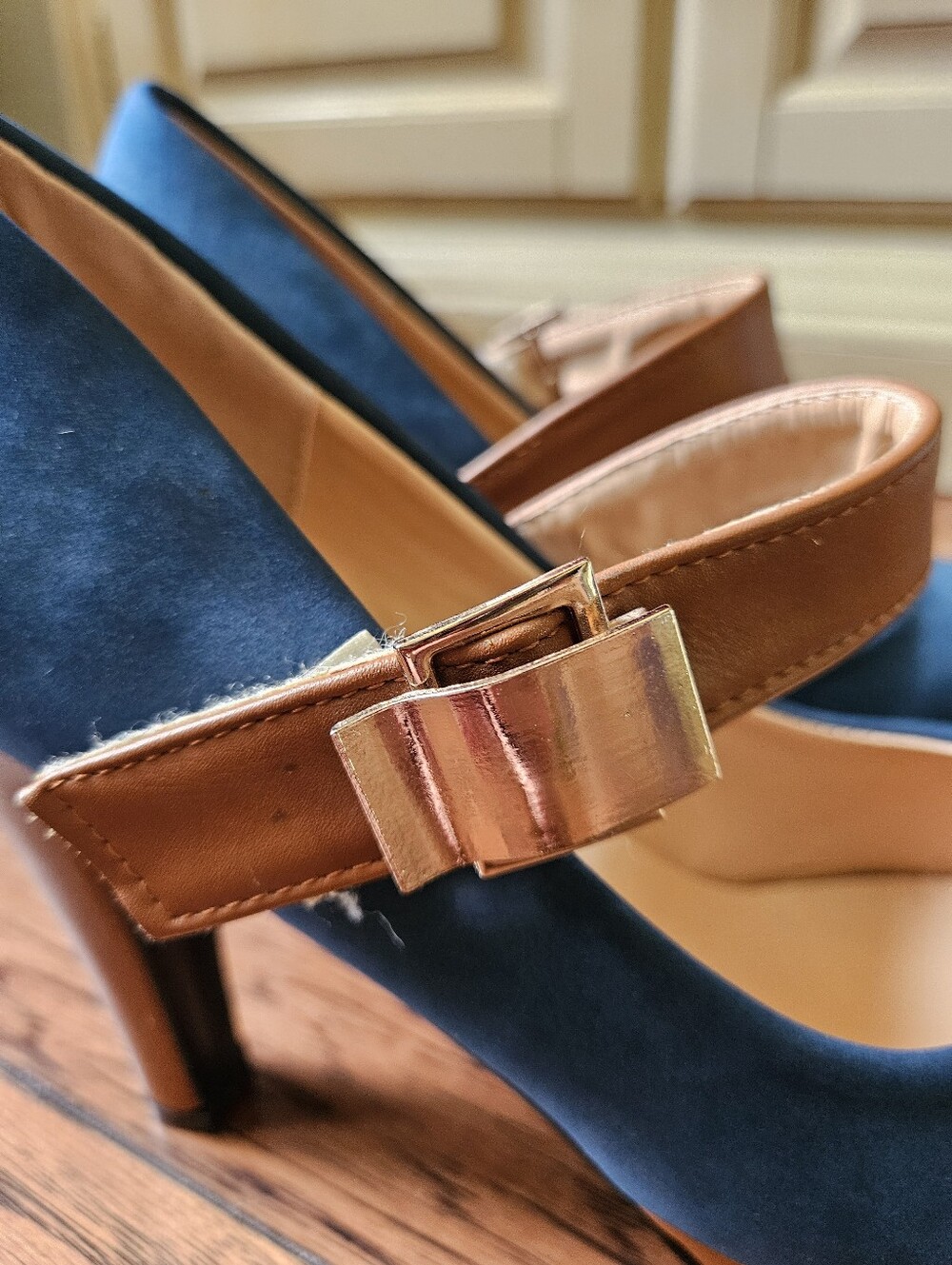 Classic Navy Mary Jane Platform Heels with Brown Strap - Picture 3 of 11